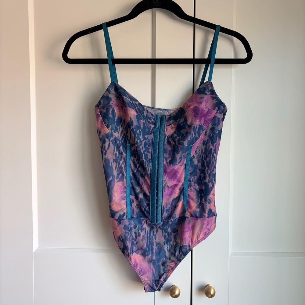 Free People Floral Bodysuit in Blue and Purple Deep Lagoon Combo | L - Picture 4 of 7